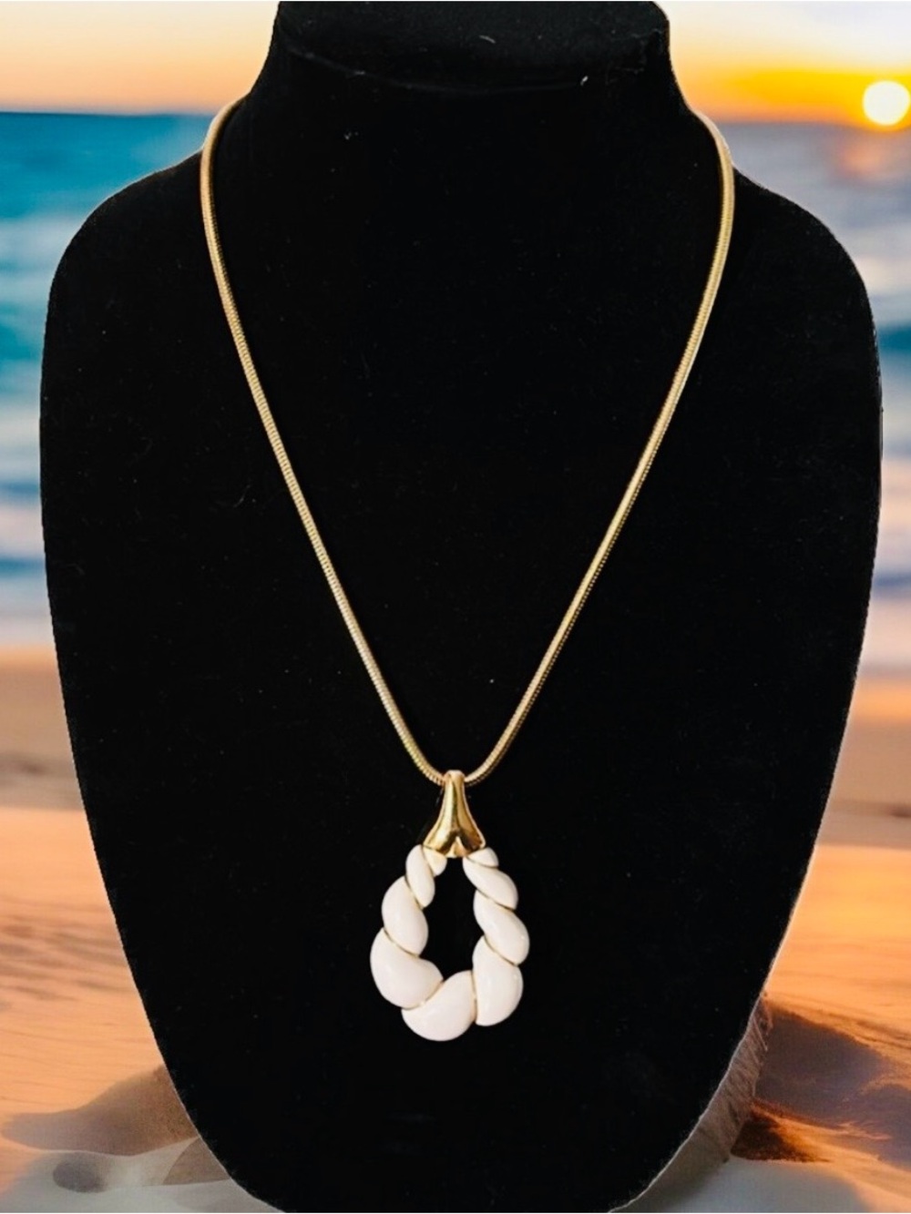 Vintage 1970s White Lucite Pendant Necklace Gold Tone Snake Chain Mod Style 22”L